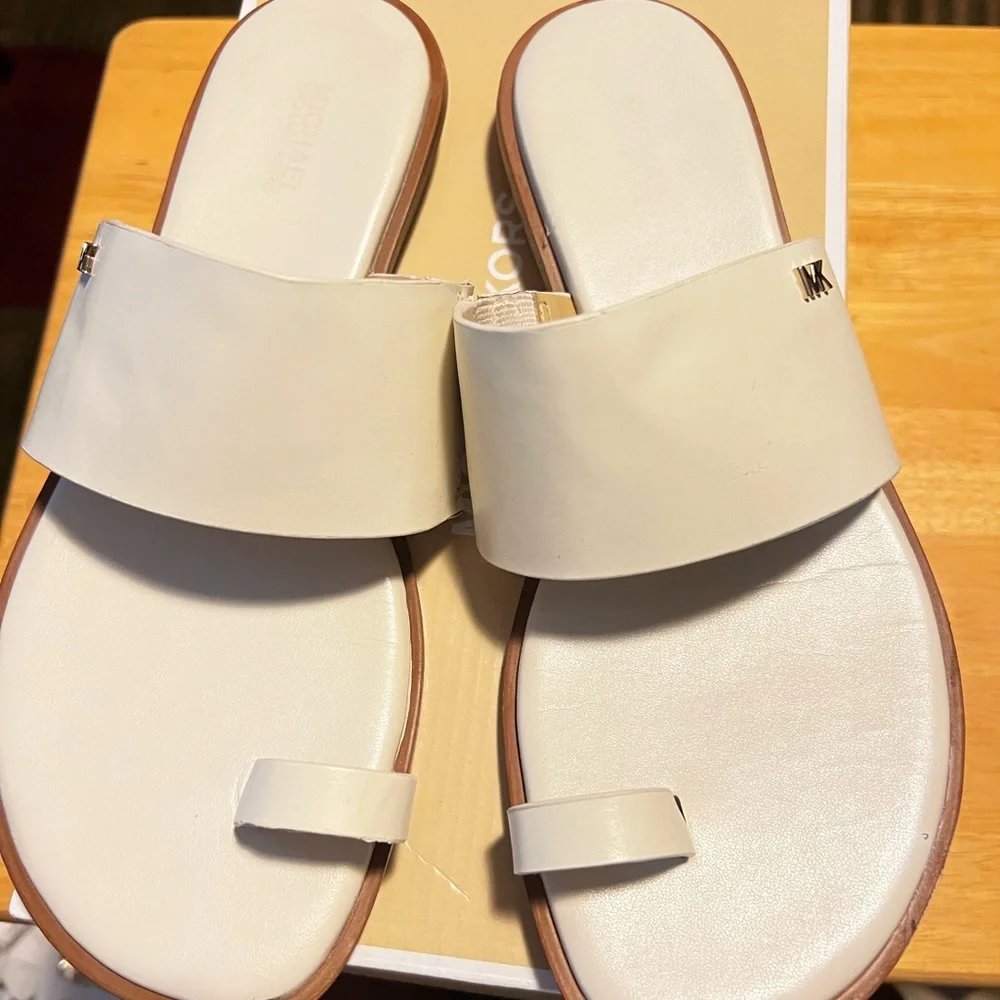 Michael Kors Cream August Flat Sandals - Picture 3 of 3